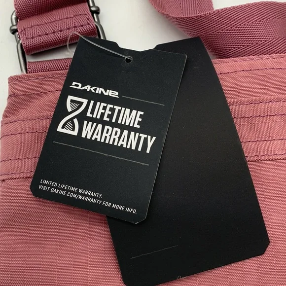 Dakine NWT Rose Blush Mauve Colored Nylon Crossbody Bag NYB4158 - Picture 4 of 9